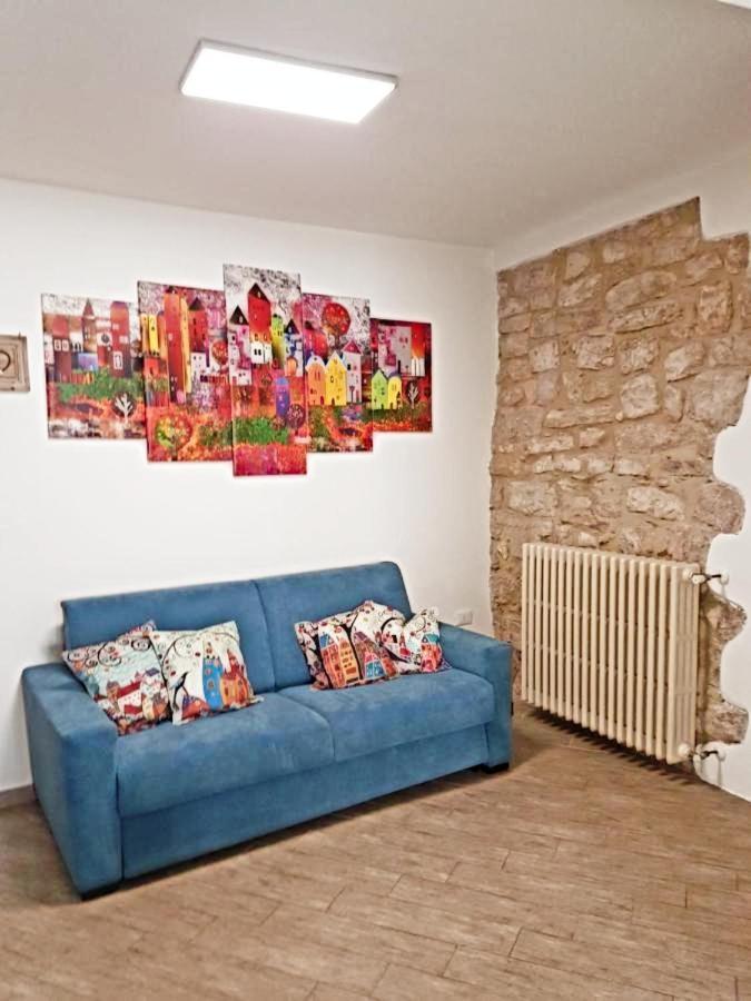 Borgo Nel Tempo Apartman Collestatte Kültér fotó